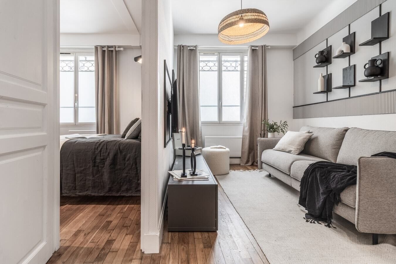 1 bedroom, desk, WiFi, bed sheets