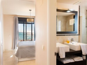 2 bedrooms, internet