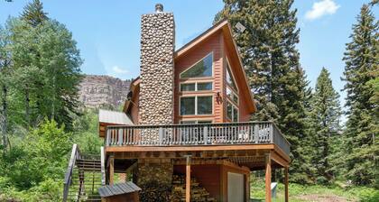 Hot Tub, Sleeps 14, Ping Pong, Lake Close!
