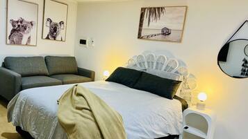 1 bedroom, free WiFi, bed sheets