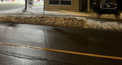 Hostel Gladstone Ottawa Ontario rooms availability confortable near parliament.