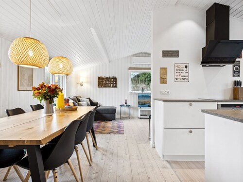 "Felis" - 75m from the sea by Interhome