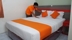 Deluxe Single Room, 1 Bedroom | Desk, free WiFi, bed sheets