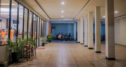 Lucky Hotel Purwodadi