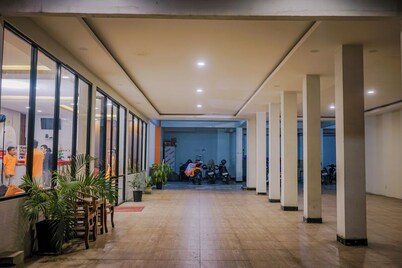Lucky Hotel Purwodadi