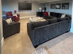TV connectée, livres, chaßne hi-fi