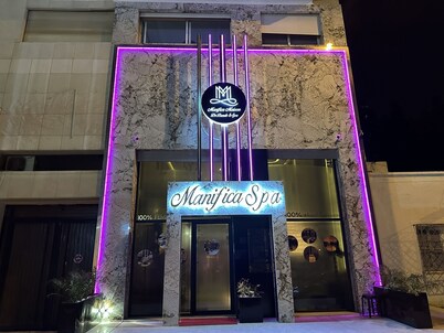 豪华&清洁临海酒店