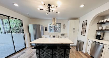 Beautiful Golf Course Home • CDA Nest