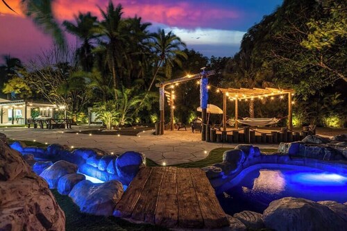 The Lagoon | Miami's Exclusive Glam Grotto