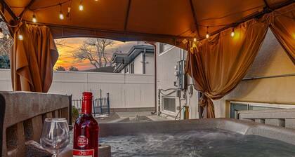 Retreat w/ HotTub, Steam Room, BBQ, Arcade, Nintendo Switch, WorkSpace & W/D