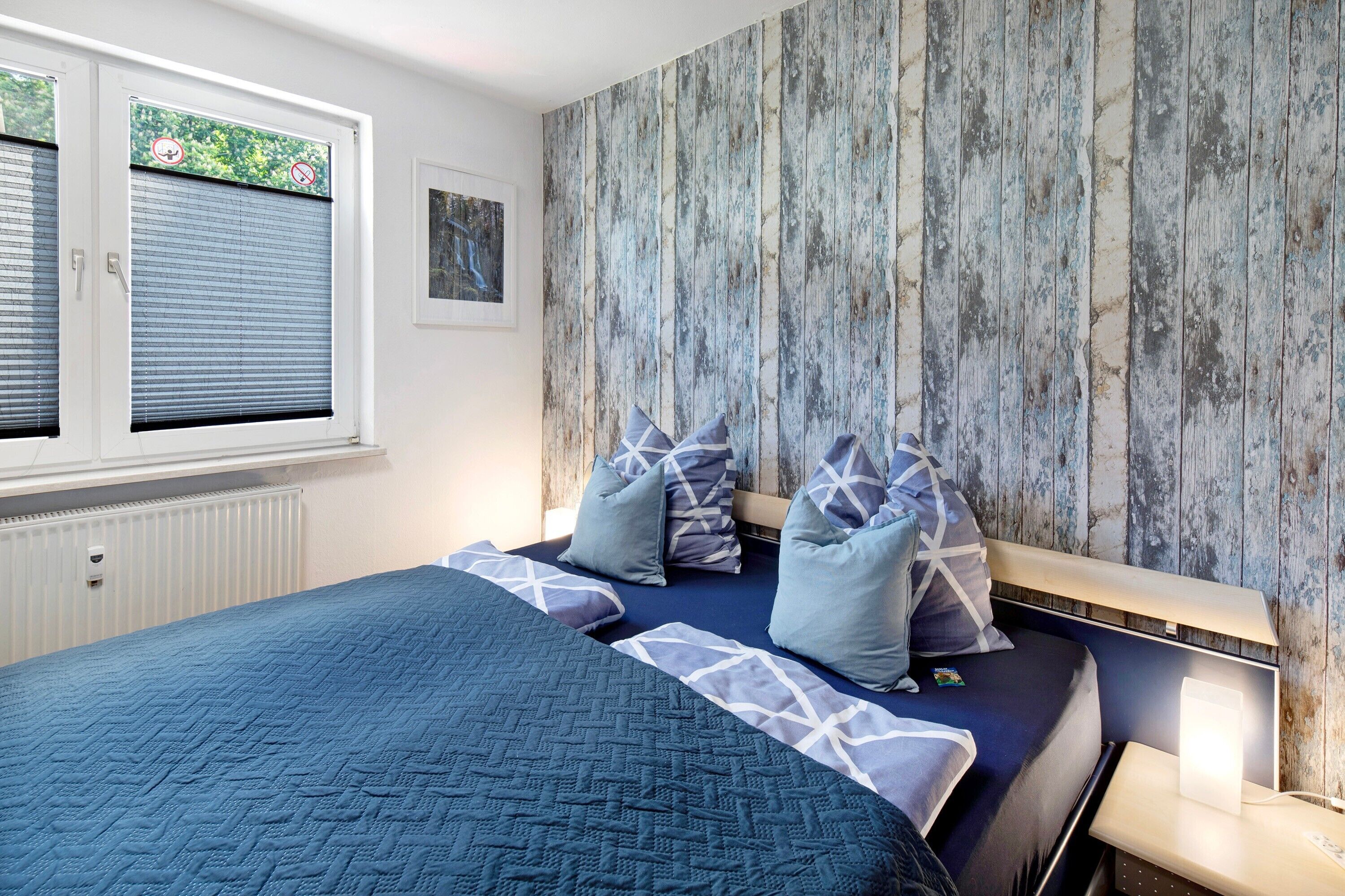 1 slaapkamer, een strijkplank/strijkijzer, gratis wifi, beddengoed