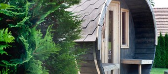 Chalet 'Pröllerhütte' with Private Terrace and Private Garden