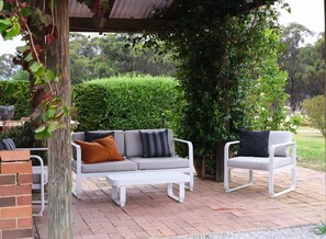 The Cottage | Terrace/patio