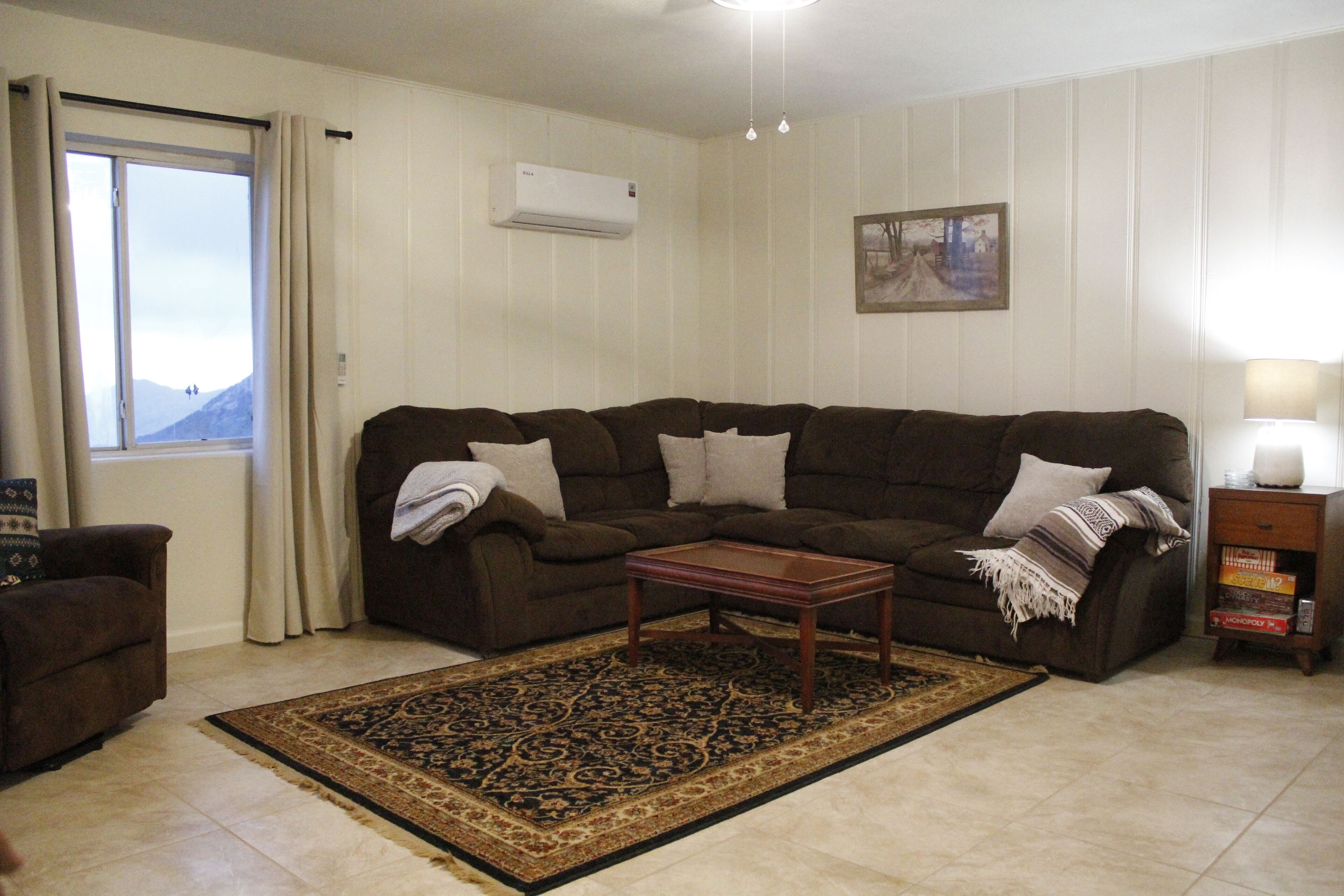 Fernseher, DVD-Player, Videothek