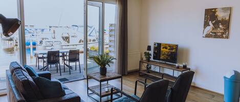 Televisión y reproductor de DVD