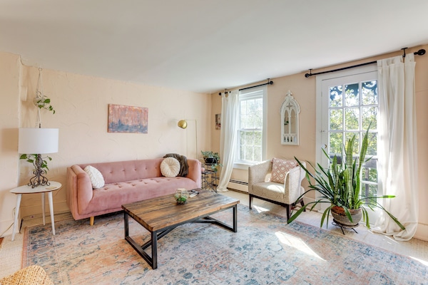 Lambertville Vacation Rental | 2BR | 1.5BA | 1,500 Sq Ft | Stairs Required