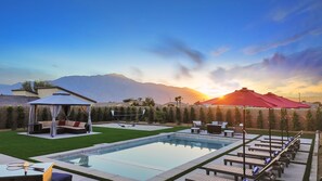 Outdoor pool, a heated pool
