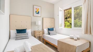 2 Schlafzimmer, Bügeleisen/Bügelbrett, kostenloses WLAN, Bettwäsche