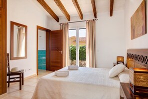 3 camere, ferro/asse da stiro, Wi-Fi gratuito, lenzuola