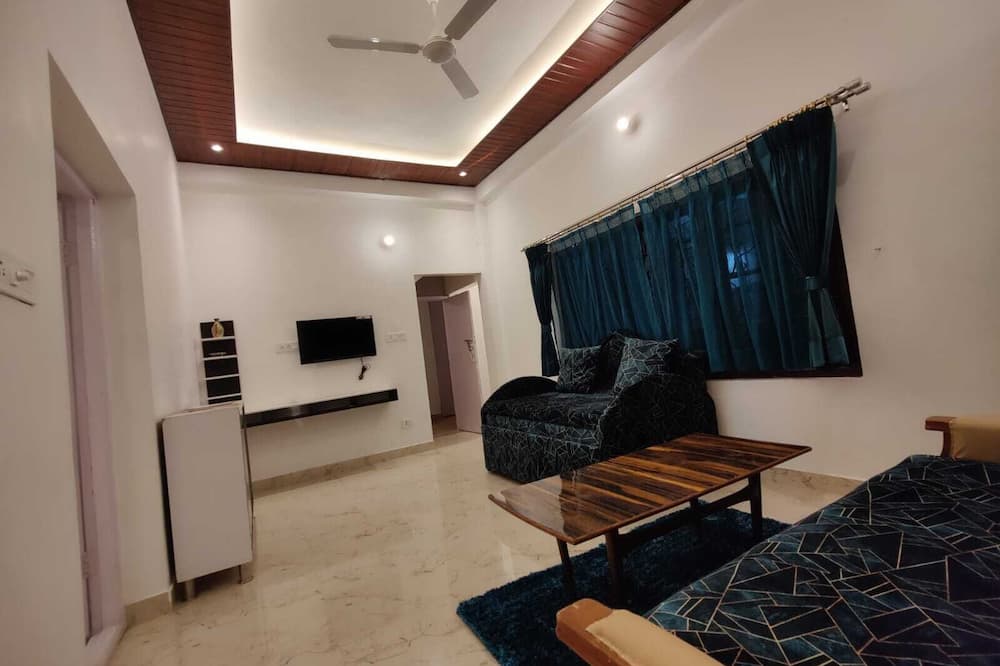 Gufa Cottage