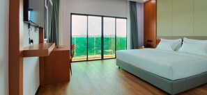 Premier Room, 1 King Bed