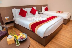 أغطية فراش متميزة وستائر تعتيم وواي فاي مجانًا
