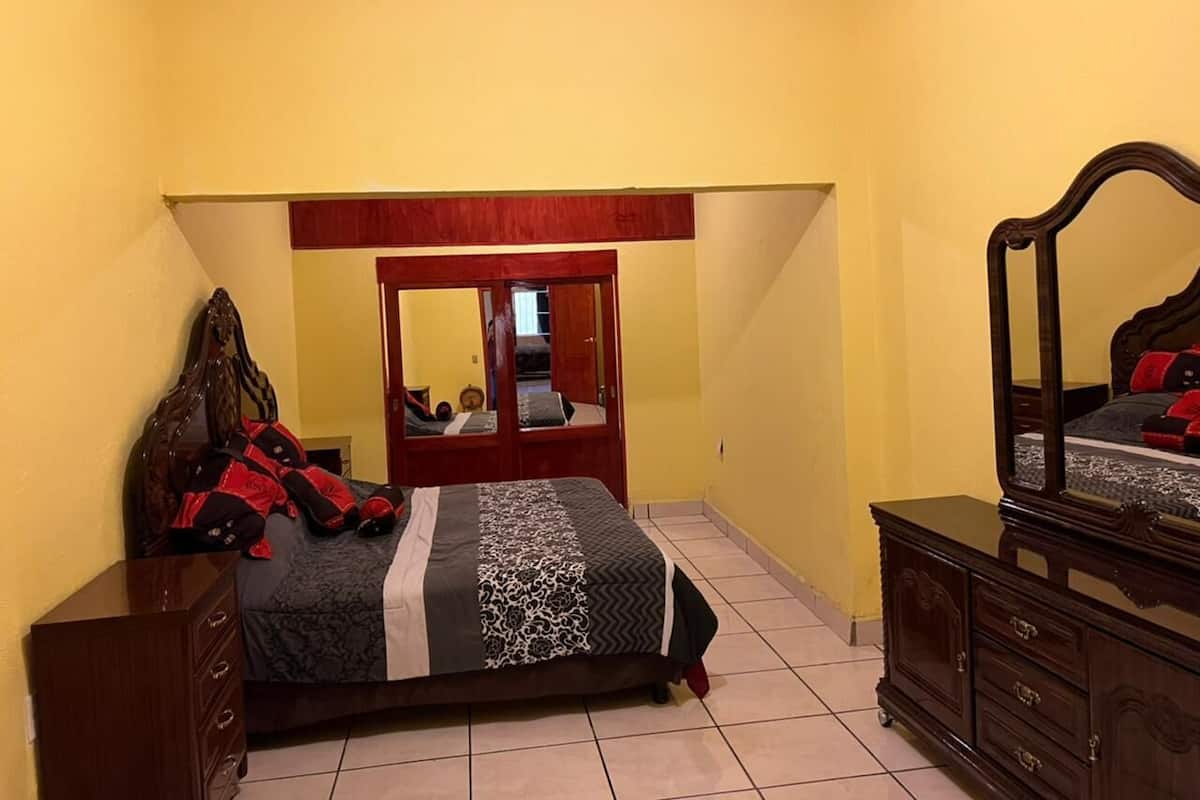 Family Room, Multiple Bedrooms, Garden Area | 1 bedroom, iron/ironing board, free WiFi
