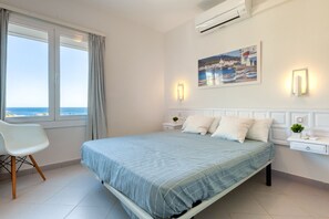 2 bedrooms, iron/ironing board, free WiFi