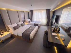 Royal Room, 2 Bedrooms, City View | Minibar, in-room safe, laptop workspace, blackout drapes - Sera Lake Center Hotel (Akçaabat)