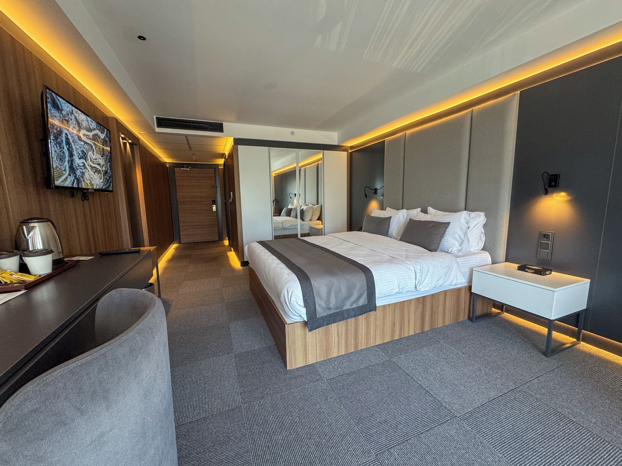 スーペリア ルーム 1 ベッドルーム シービュー | ミニバー、セーフティボックス (室内)、ノートパソコン用作業スペース、防音設備