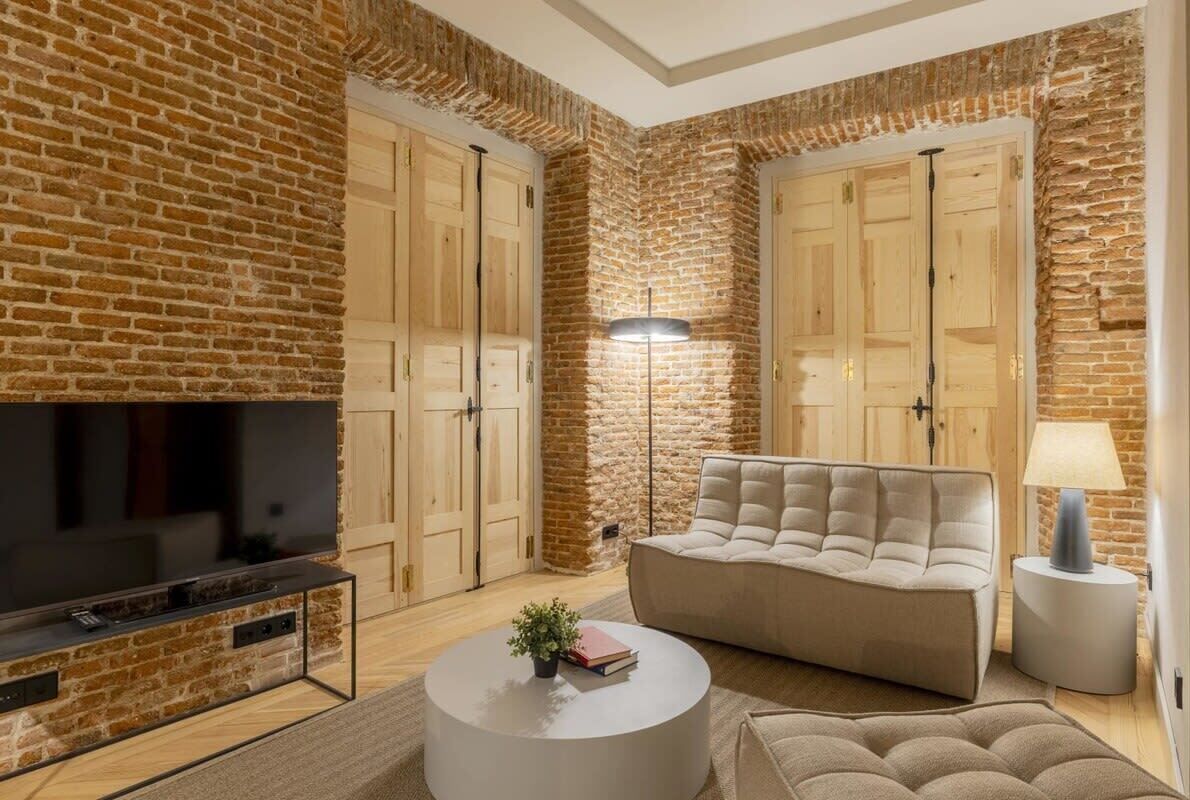 TV, offices