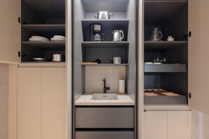 Interior - w * | Modern 1BR at Palacio Real (Madrid)