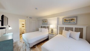 3 bedrooms, internet, bed sheets