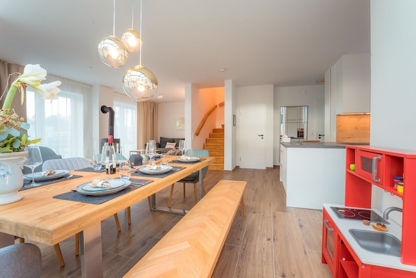 Dining - Moin und Herzlich Willkommen in der Villa Meerchen ! (Dangast)