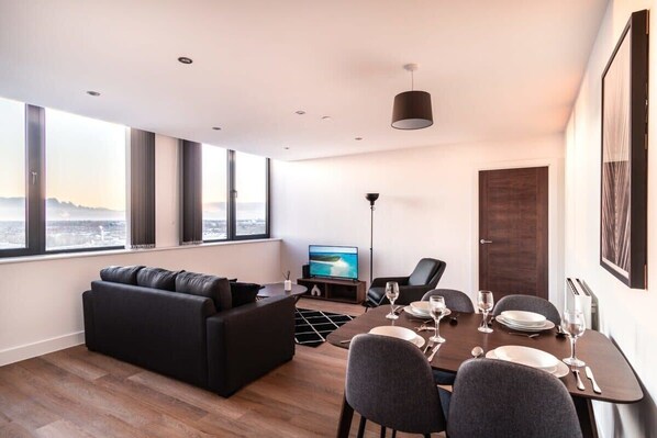 Interior - Stay Zeni, Alexandra Rise Manchester 2 Bed Flat (Manchester)