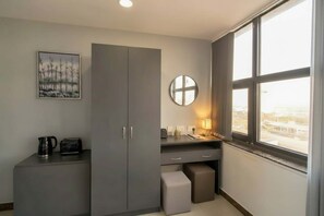 Interior - Convenient Budget Sunderland Studio with Views (Sunderland)