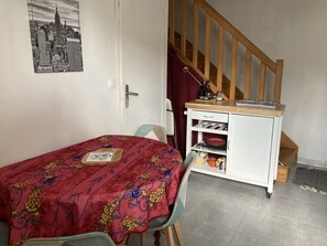 Interior - Appartement a 2 Minutes du Jeu de Paume au Calme Animaux de Compagnie Acceptés (Blois)
