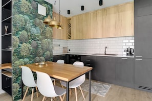 Appartement Design, 1 chambre | Coin cuisine privé | Bouilloire électrique, congélateur