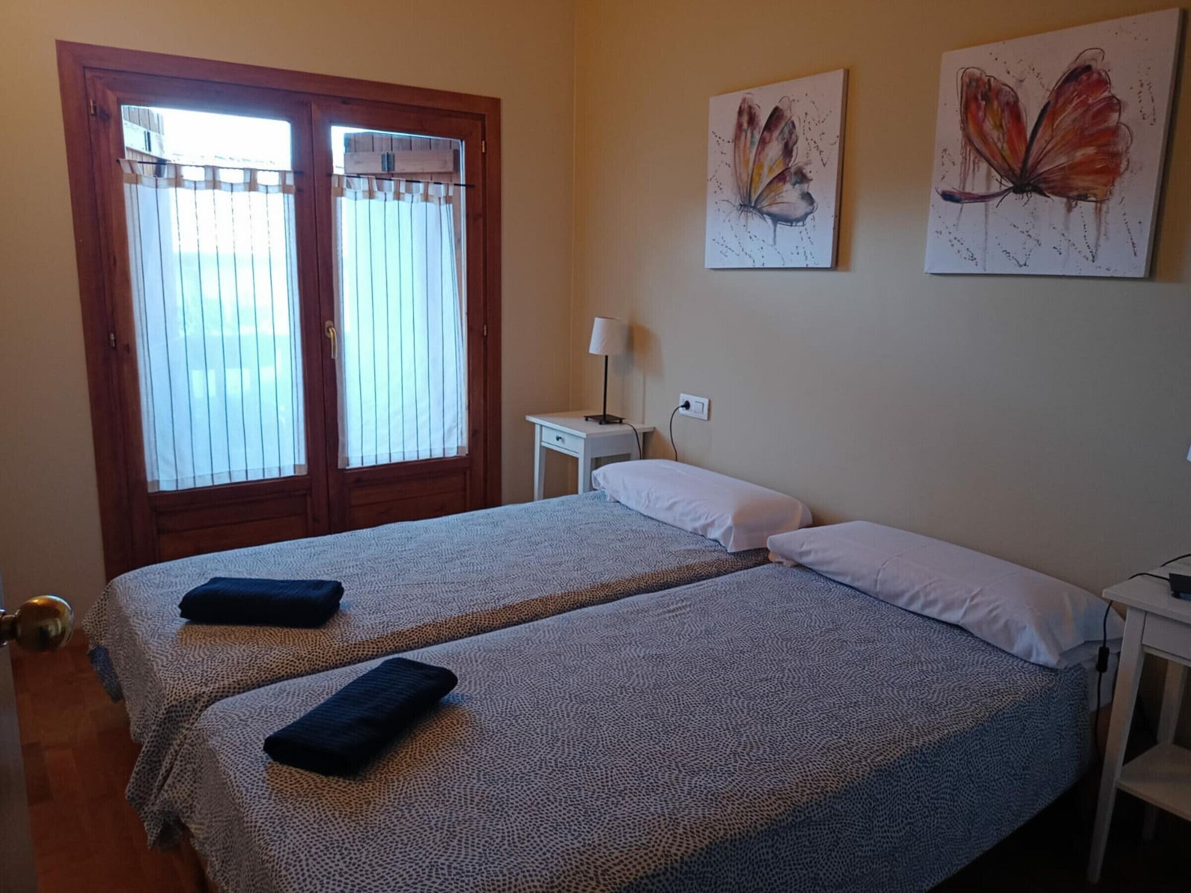 4 camere, Wi-Fi gratuito