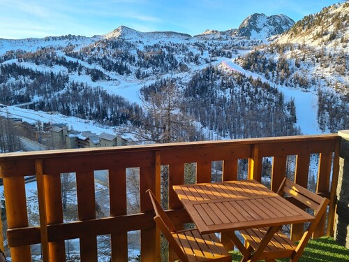 Renoviertes Studio mit 2 Betten und Internet, nahe Pisten und Standseilbahn