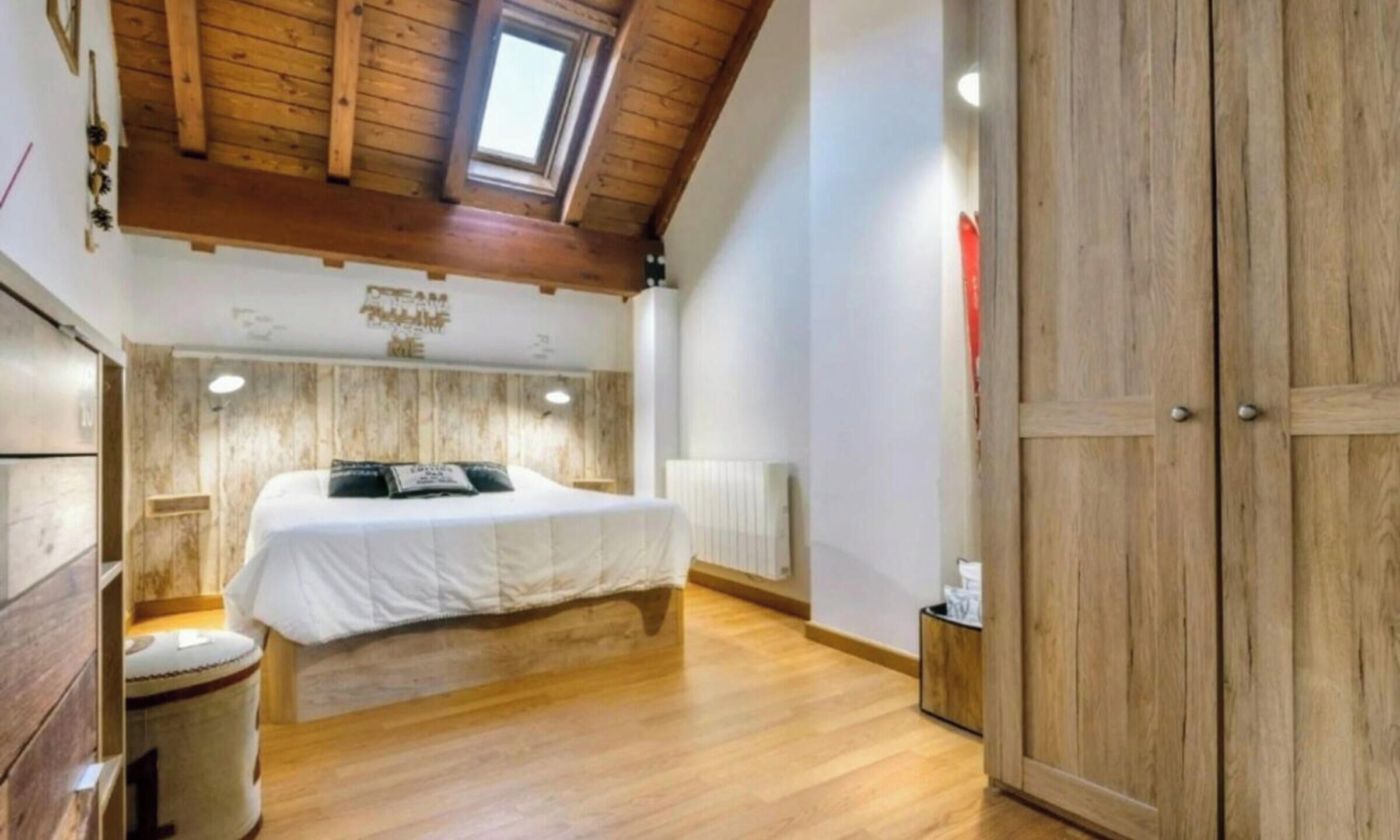 2 多间卧室、免费 WiFi