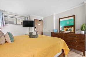 1 habitación, tabla de planchar con plancha, wifi y ropa de cama 