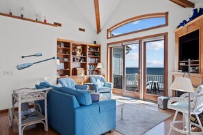 Living area - 142 Oceanview Lane (North Topsail Beach)