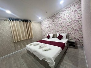 Standard Double Room | Free WiFi, bed sheets - Tviks Family Hotel (Tashkent)