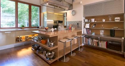 Large luxury villa in central Prague