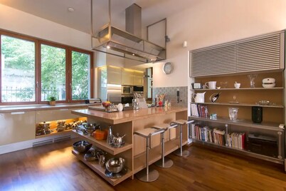 Large luxury villa in central Prague