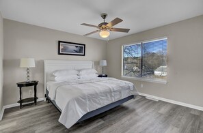 2 chambres, bureau, fer et planche à repasser, Wi-Fi gratuit