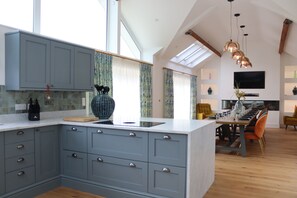 Fridge, dishwasher, electric kettle, toaster