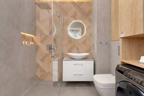 Shower, hair dryer, shampoo