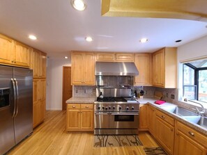 Fridge, microwave, oven, stovetop - Stunning Incline Home on Cinnabar Creek (IVH0869) (Incline Village)